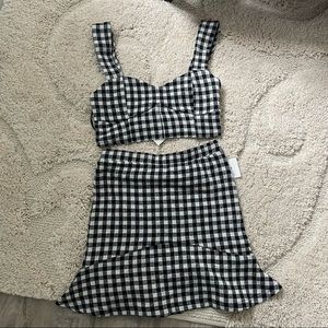 New Forever21 Gingnam Crop top & mini skirt set Small